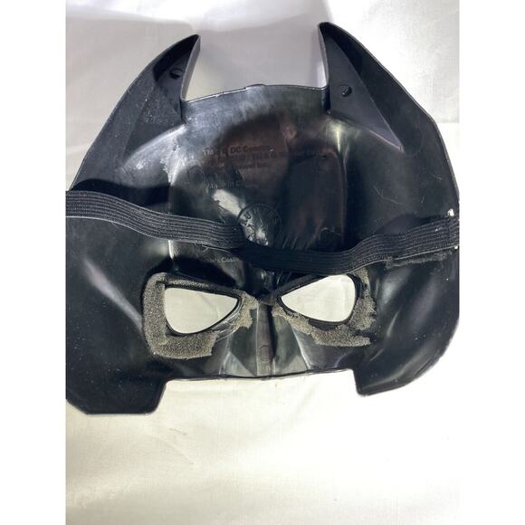RUBIES DC JUSTICE BATMAN MUSCLE CHEST CHILD COSTUME SIZE M W/MASK & CAPE - Picture 5 of 9